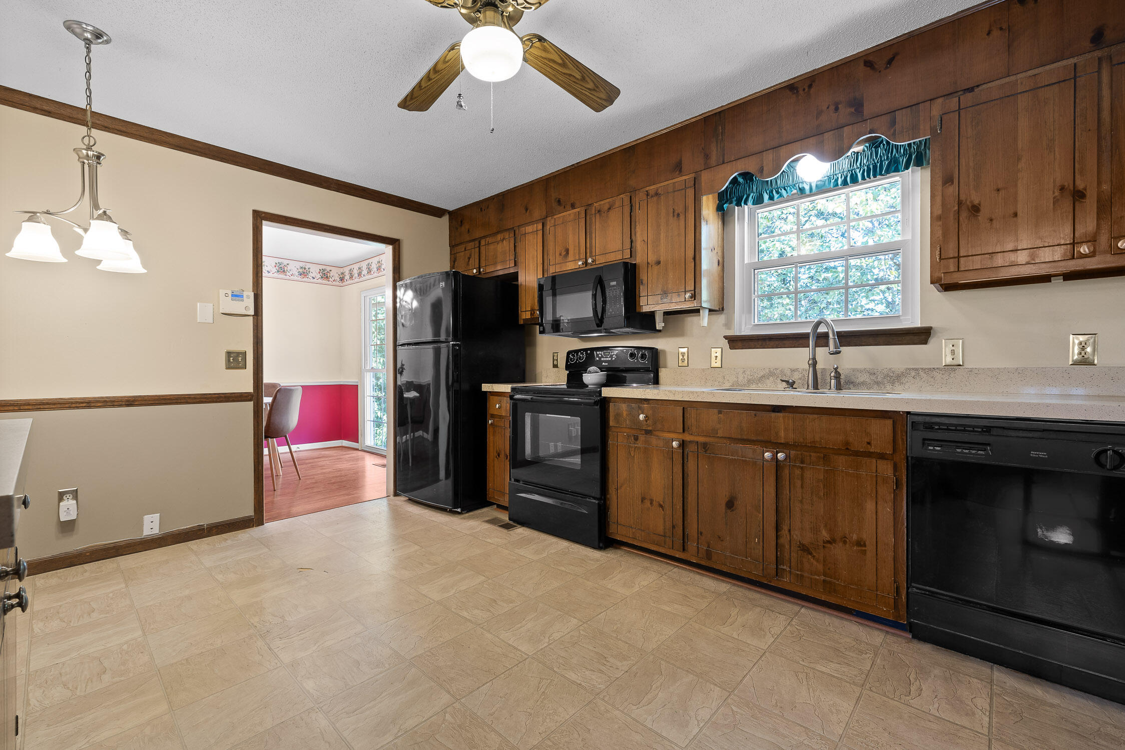 5615 River Glade Drive