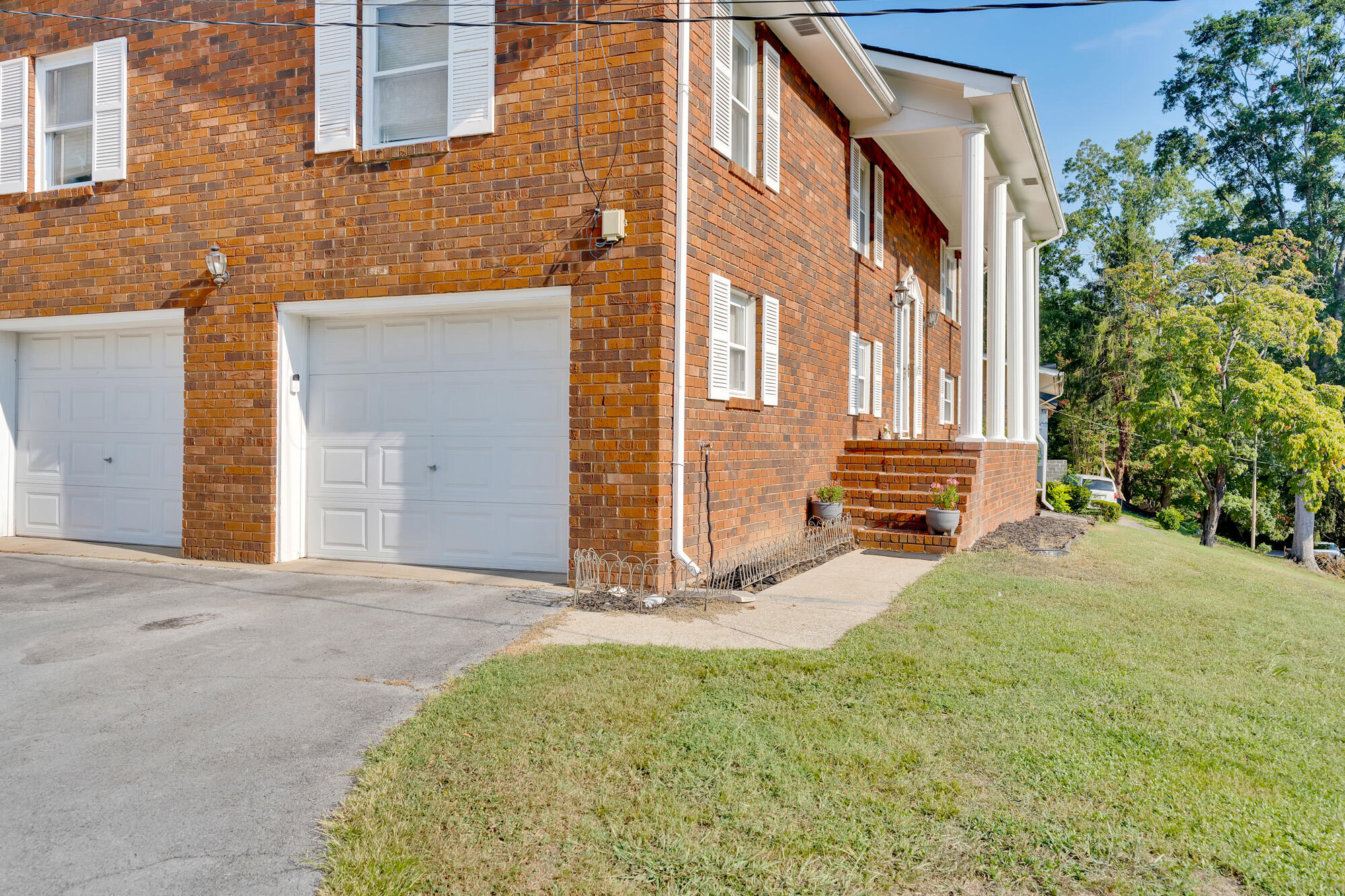 113 Douglas Drive
