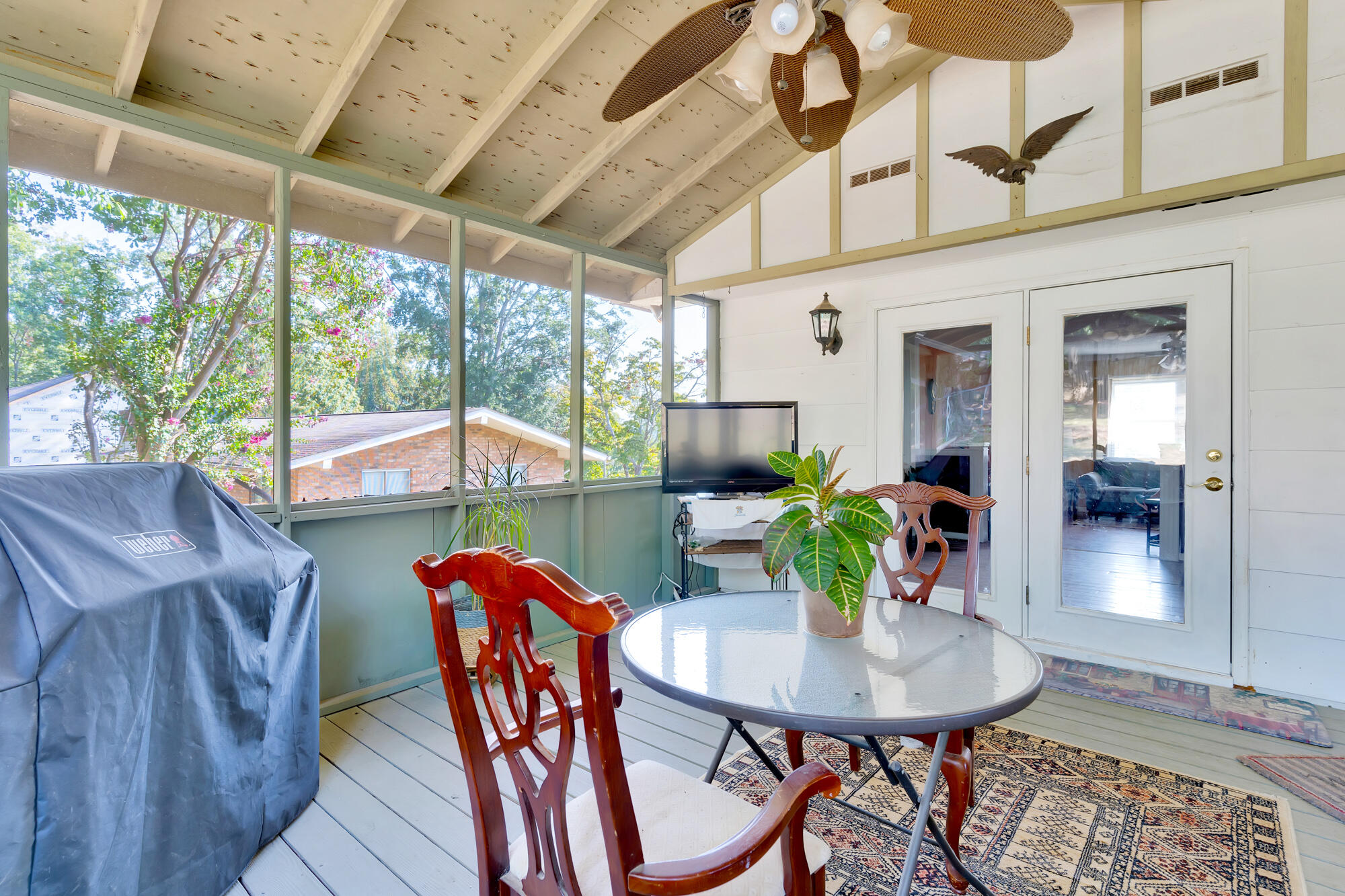 113 Douglas Drive