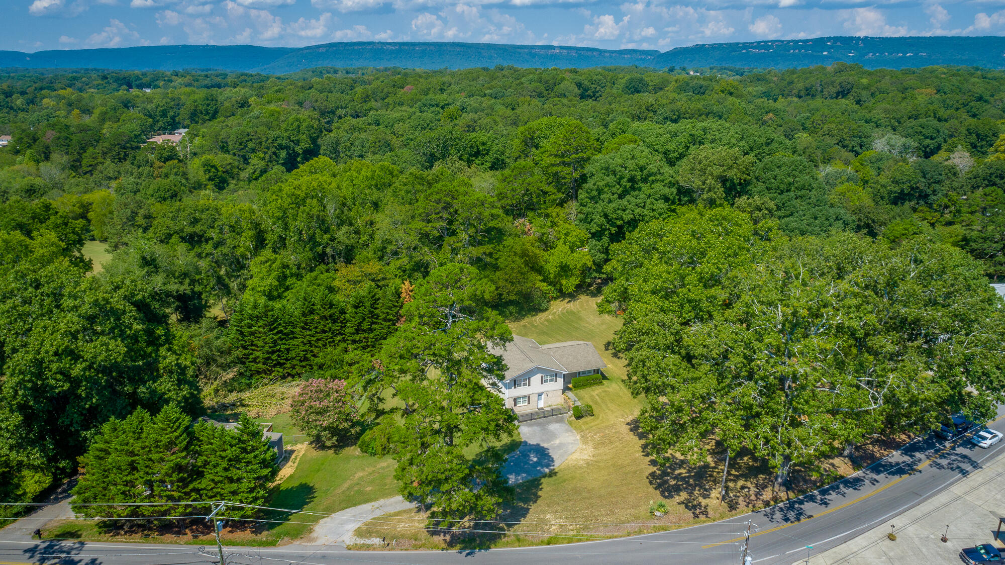 8031 Middle Valley Road