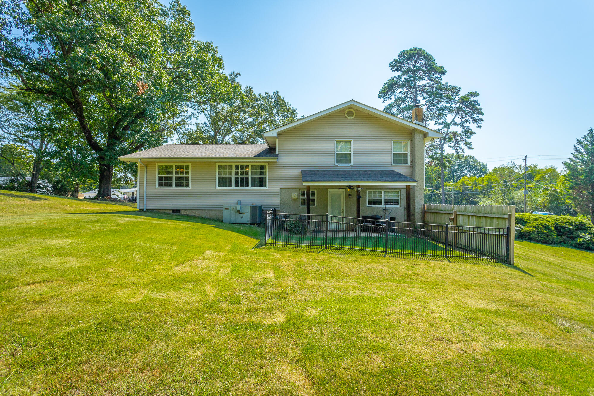 8031 Middle Valley Road