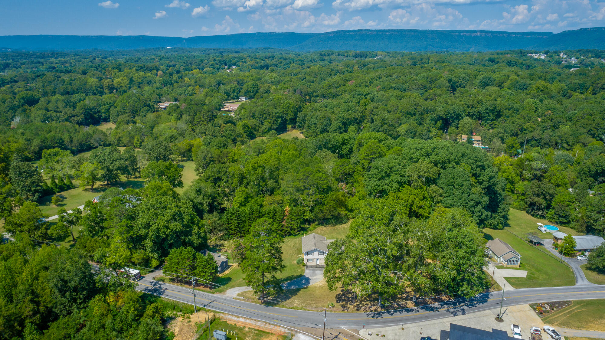 8031 Middle Valley Road