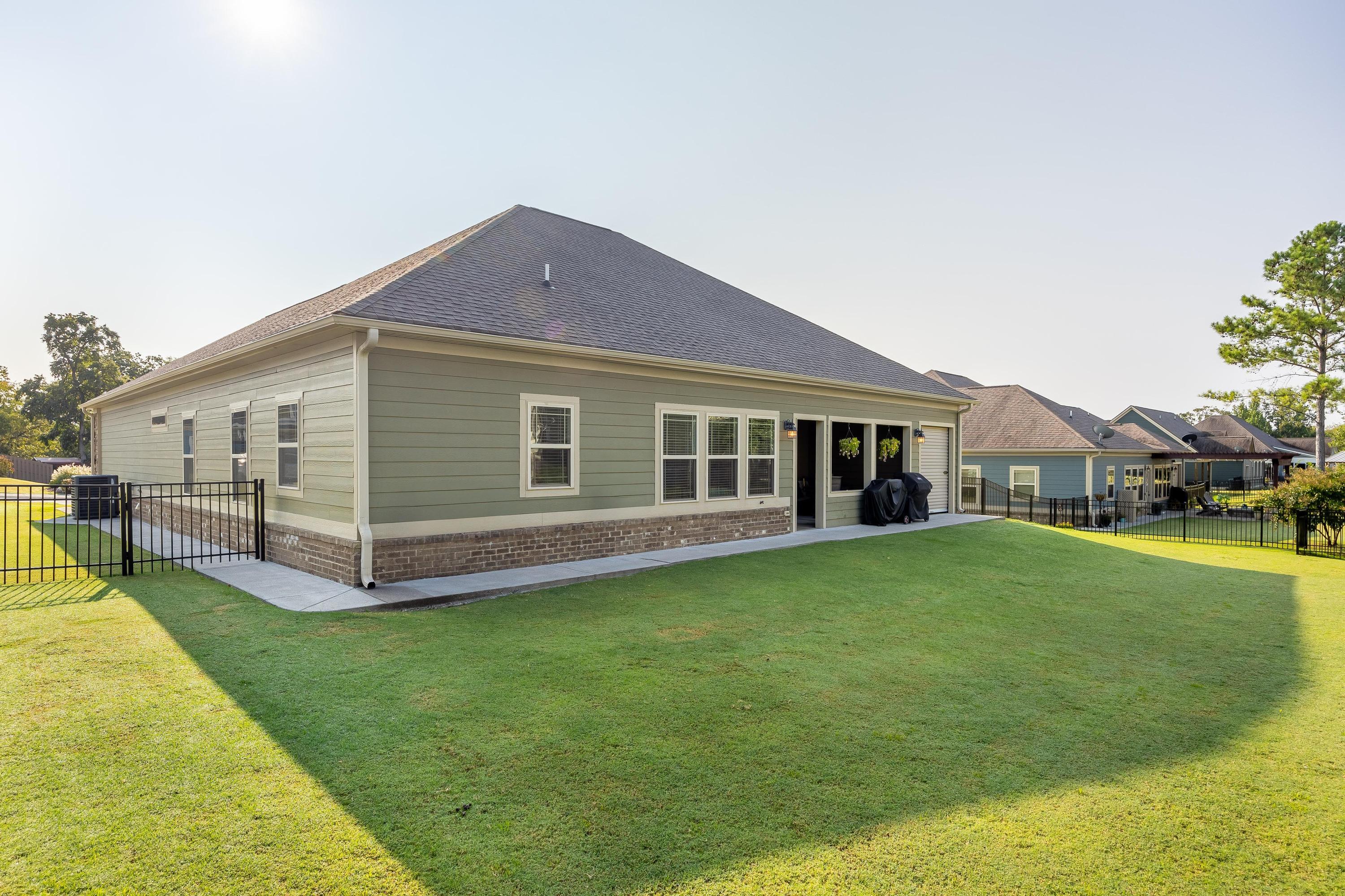 588 Live Oak Road