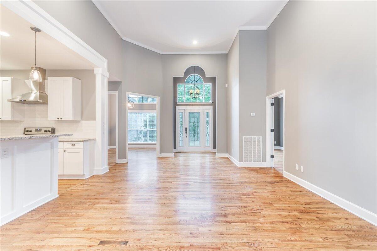 4141 Flagway Drive