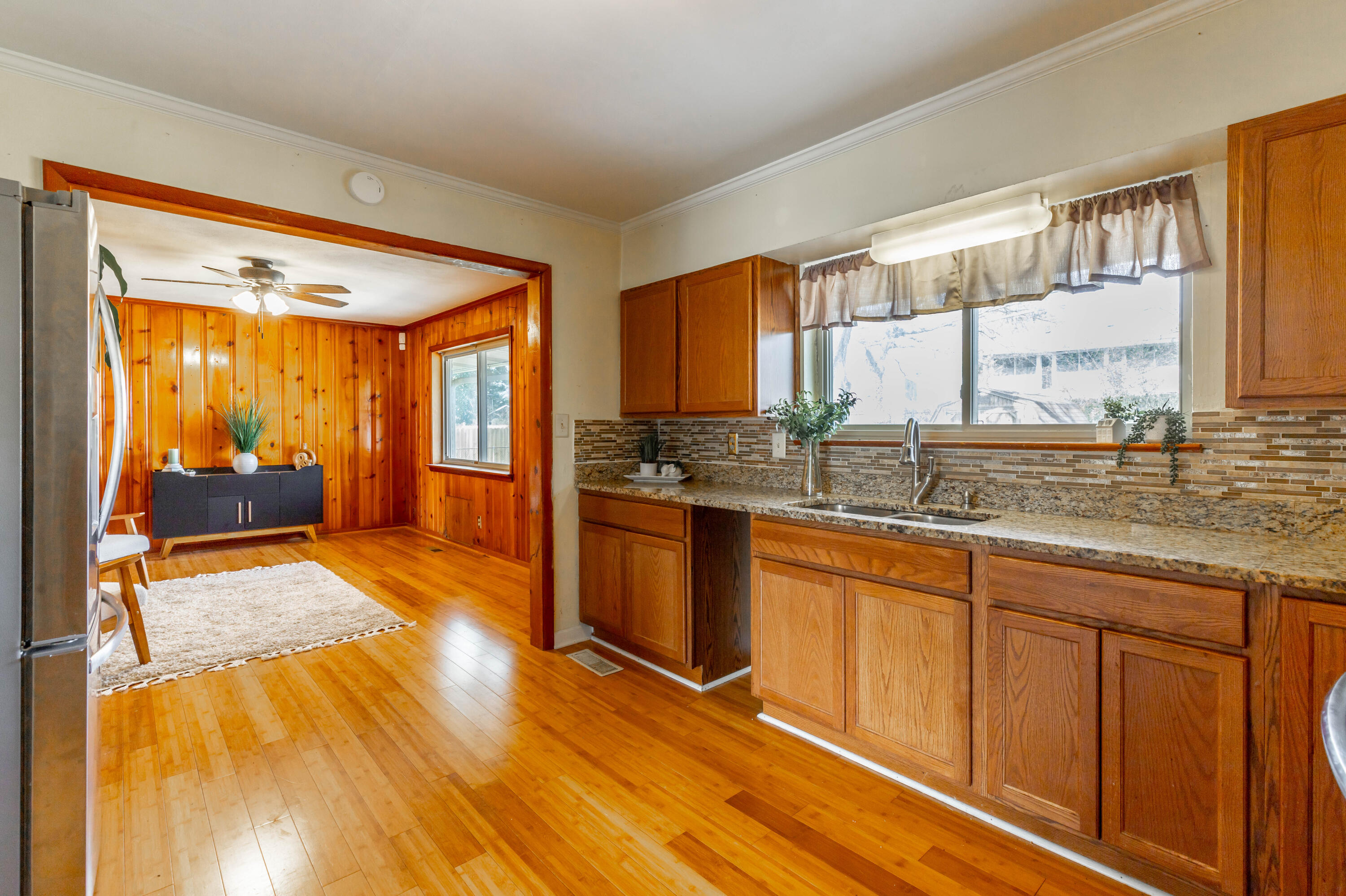 4725 Fairwood Lane