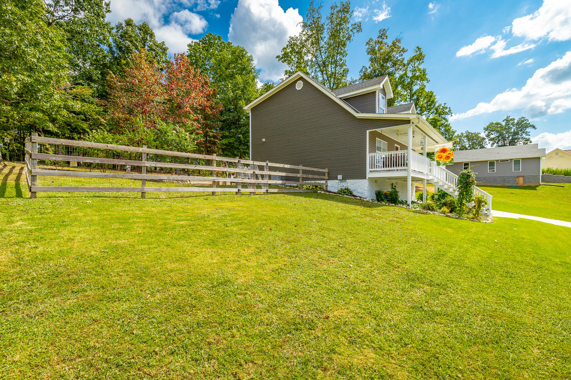 265 Greenbriar Trail NE