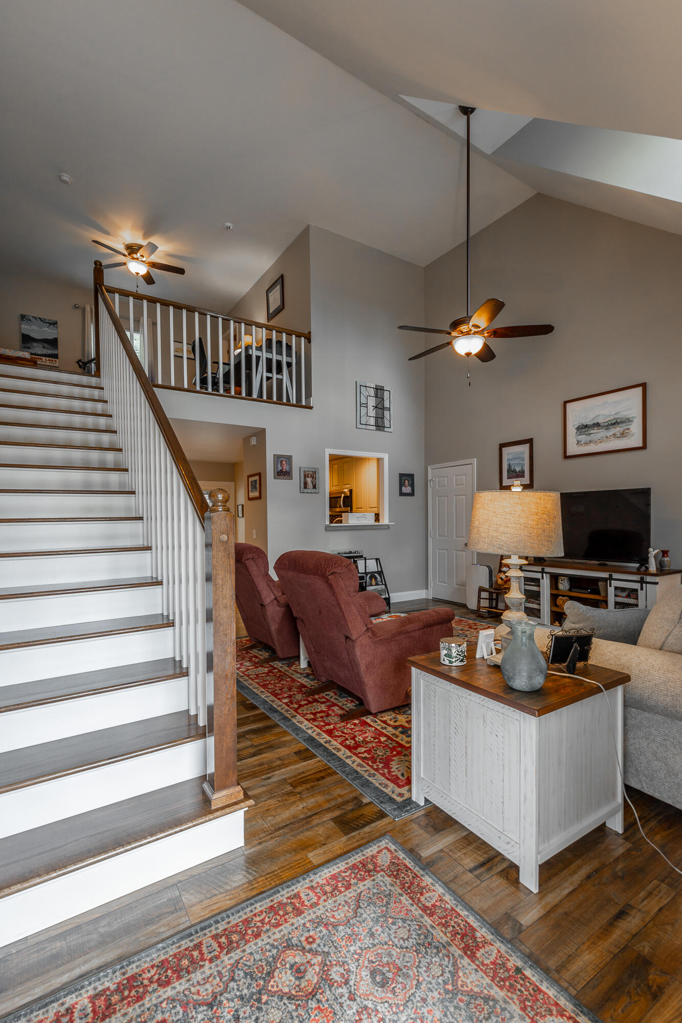 265 Greenbriar Trail NE