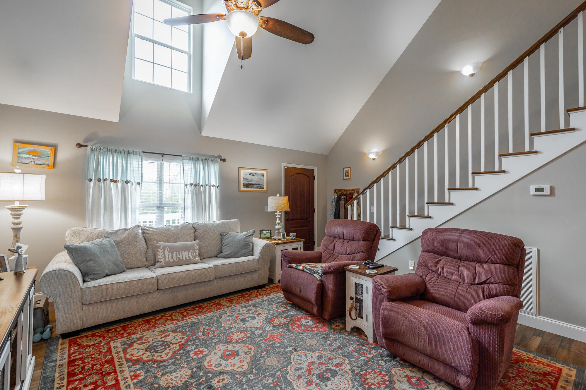 265 Greenbriar Trail NE