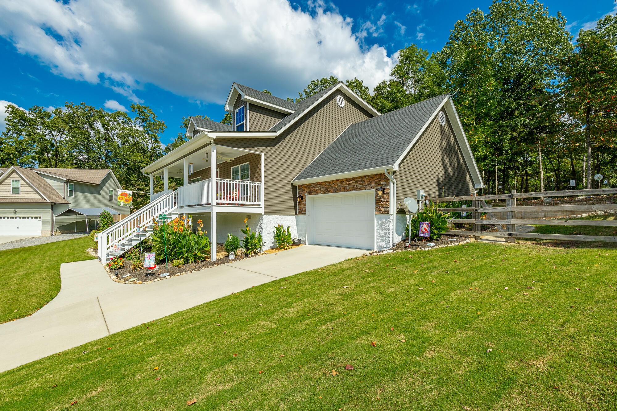 265 Greenbriar Trail NE