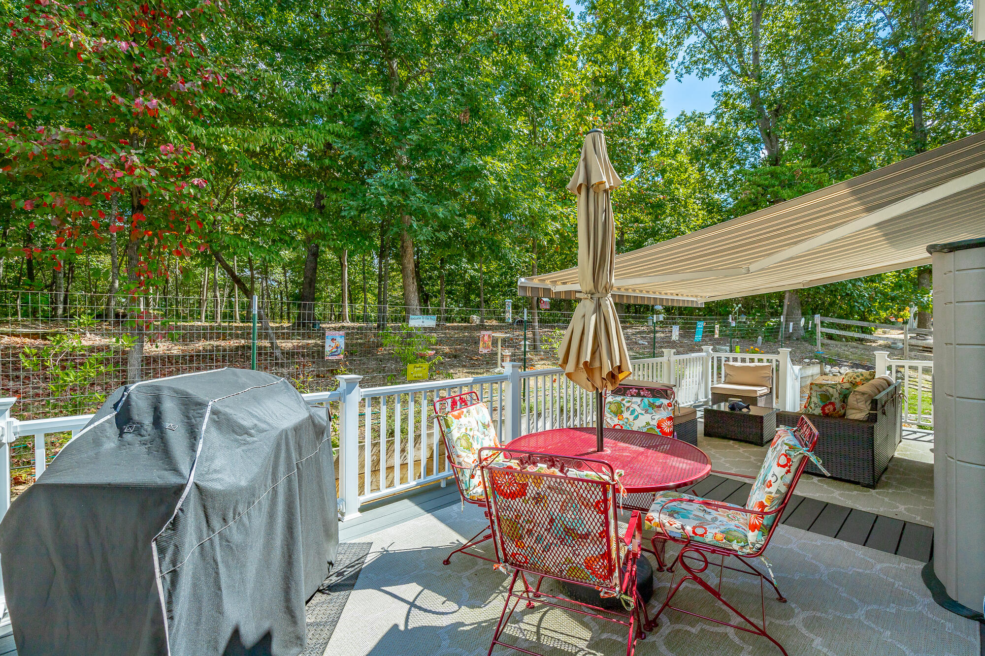 265 Greenbriar Trail NE