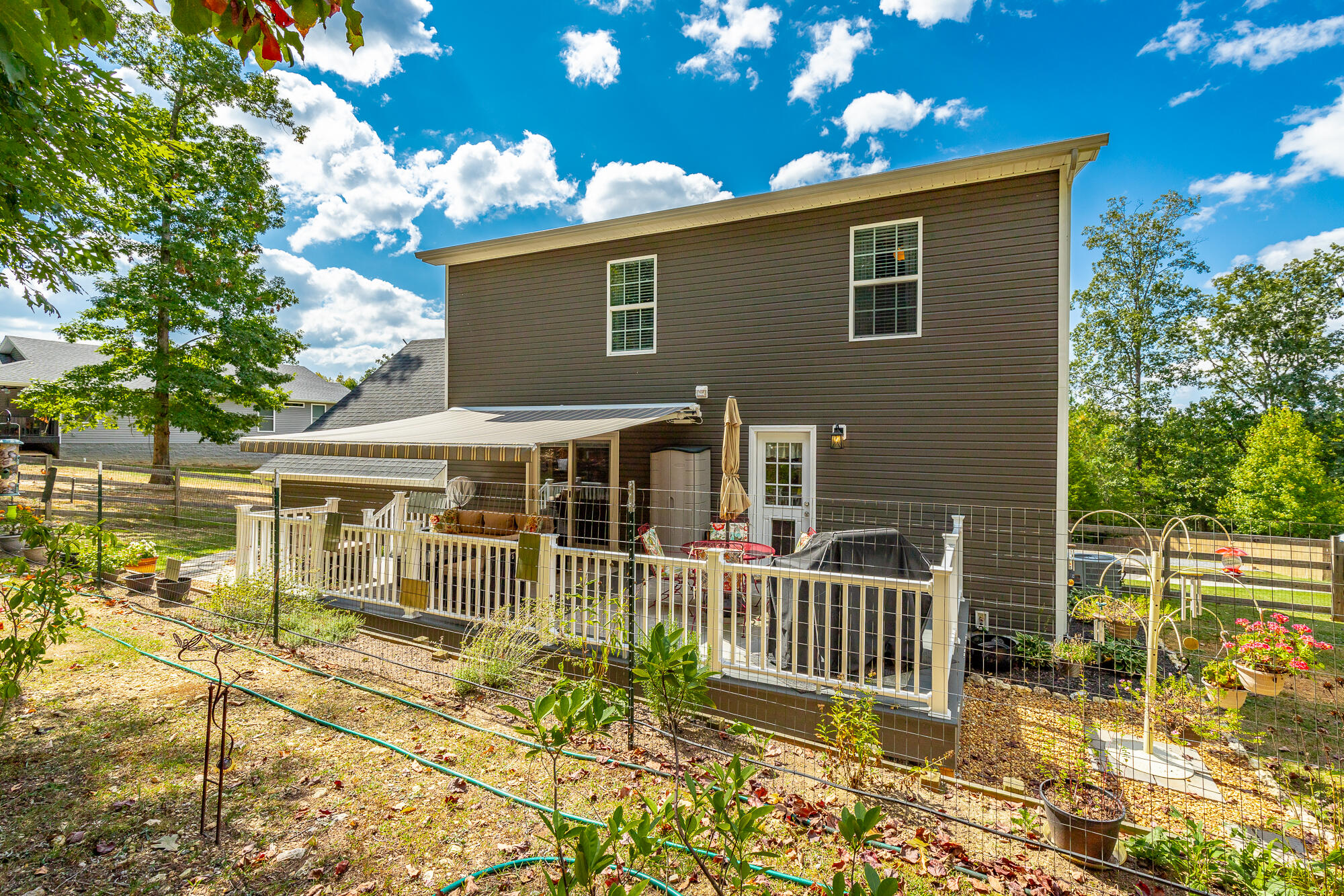 265 Greenbriar Trail NE