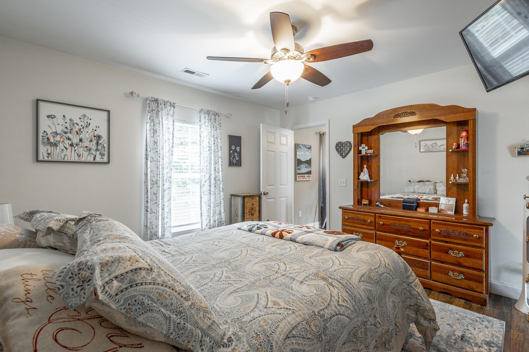 265 Greenbriar Trail NE