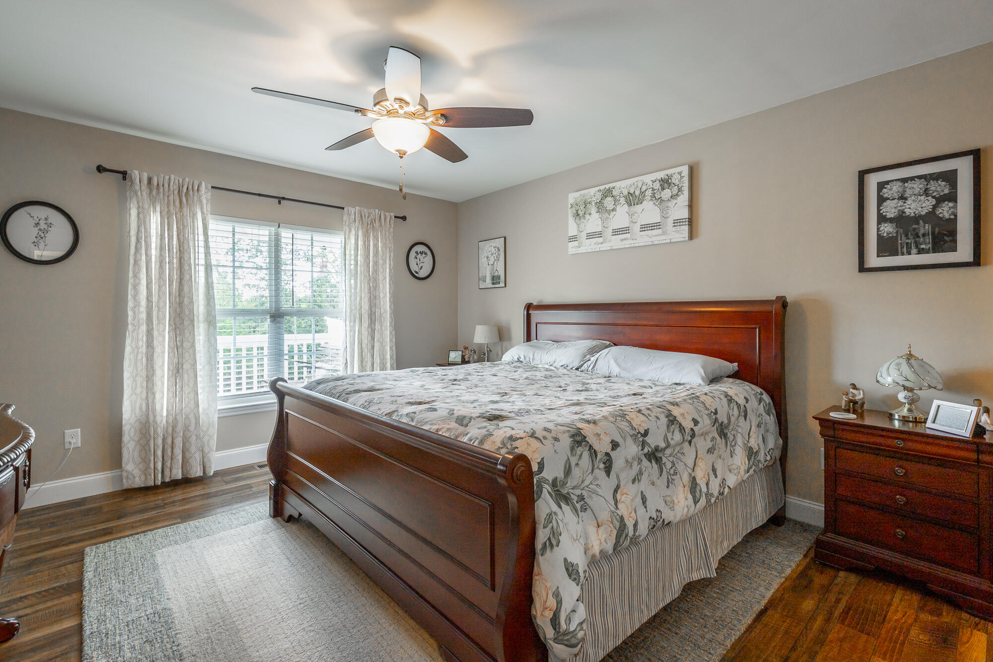 265 Greenbriar Trail NE