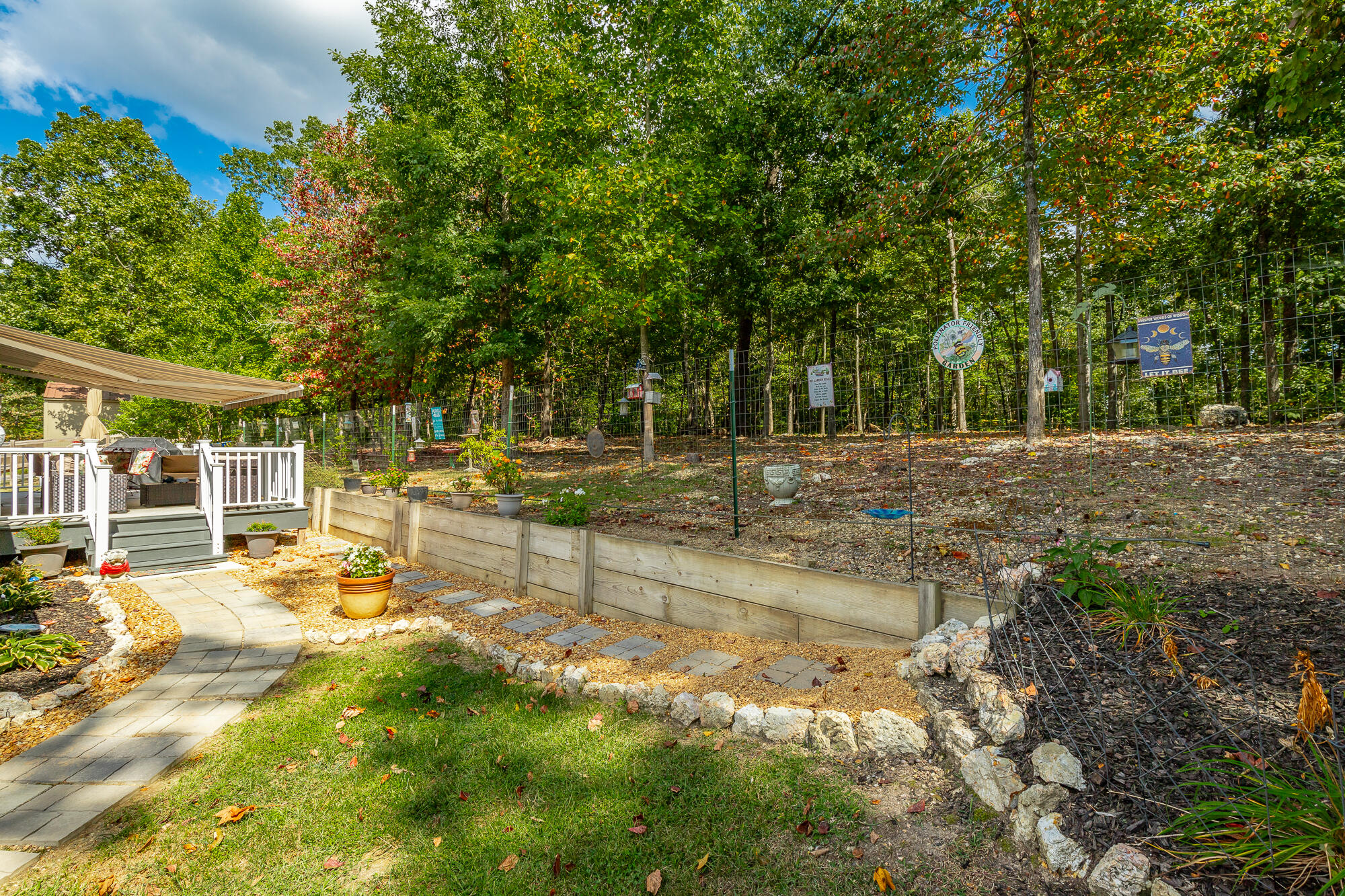 265 Greenbriar Trail NE