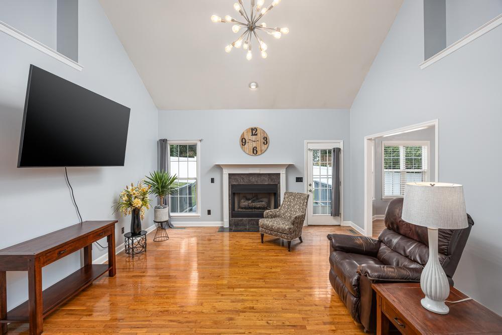 4845 Waverly Court