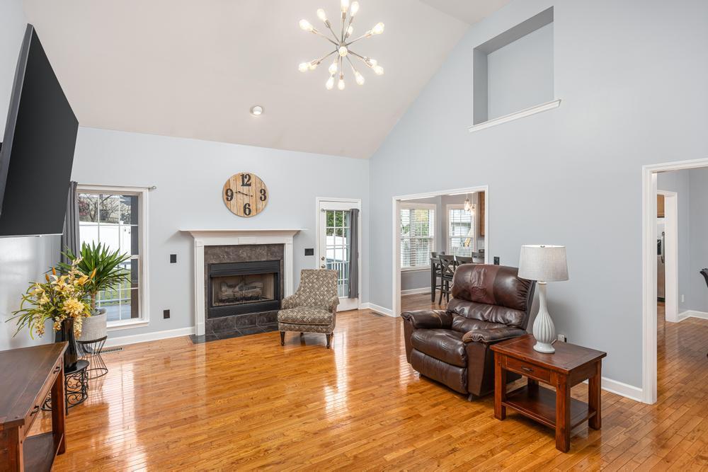 4845 Waverly Court