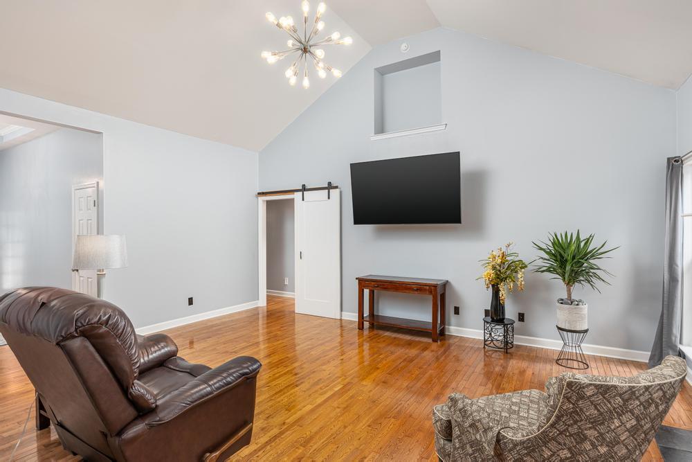 4845 Waverly Court