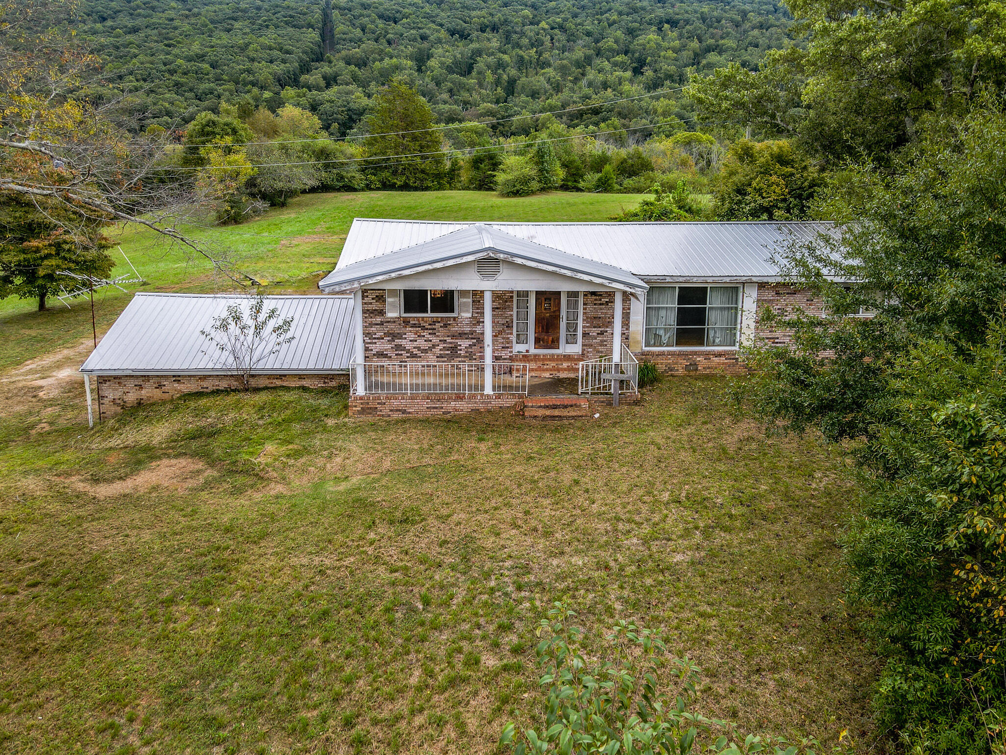 4941 Cloverdale Road