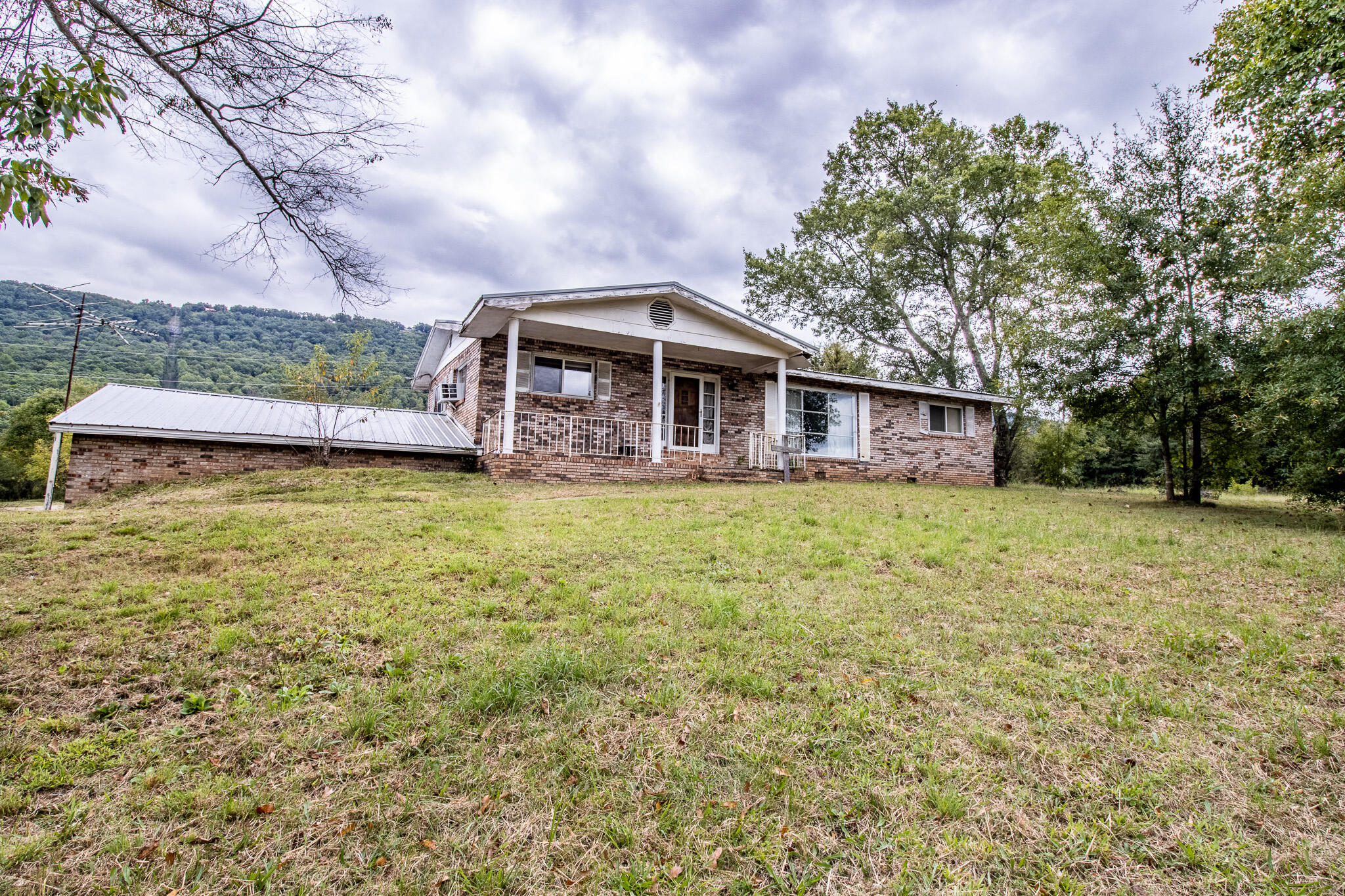4941 Cloverdale Road