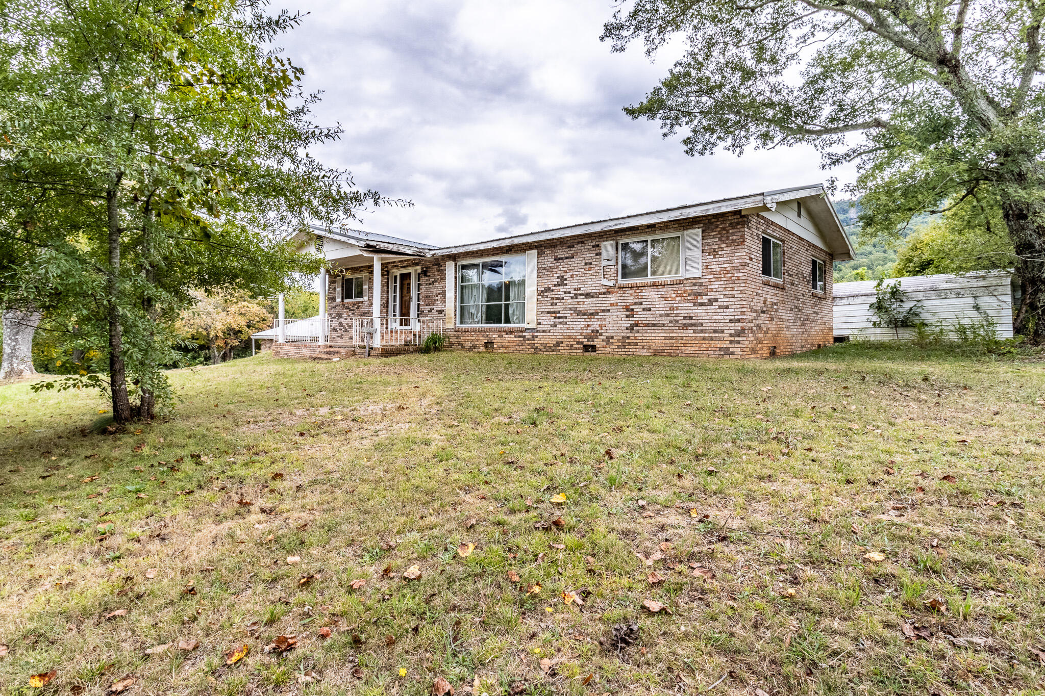 4941 Cloverdale Road