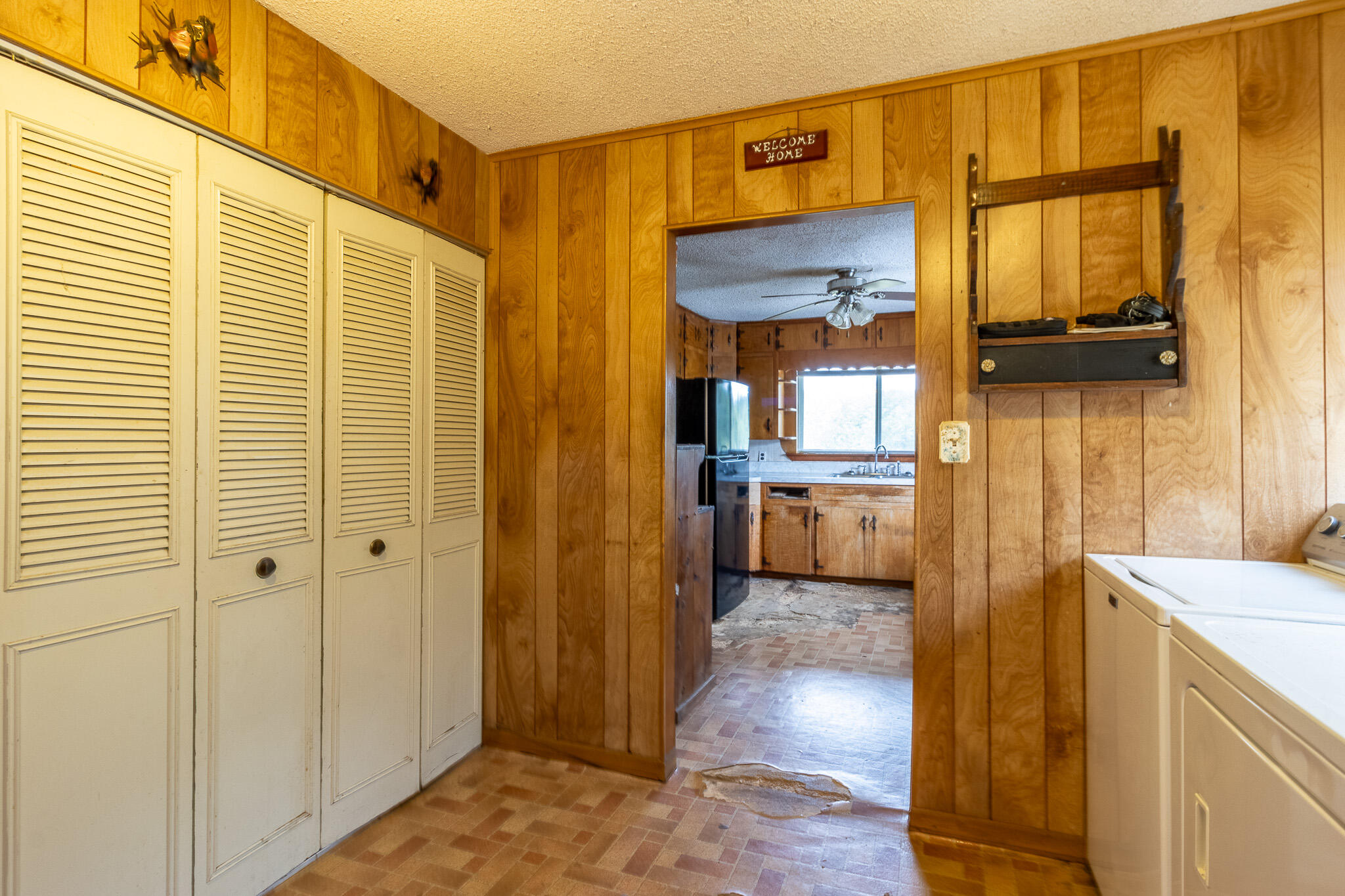 4941 Cloverdale Road