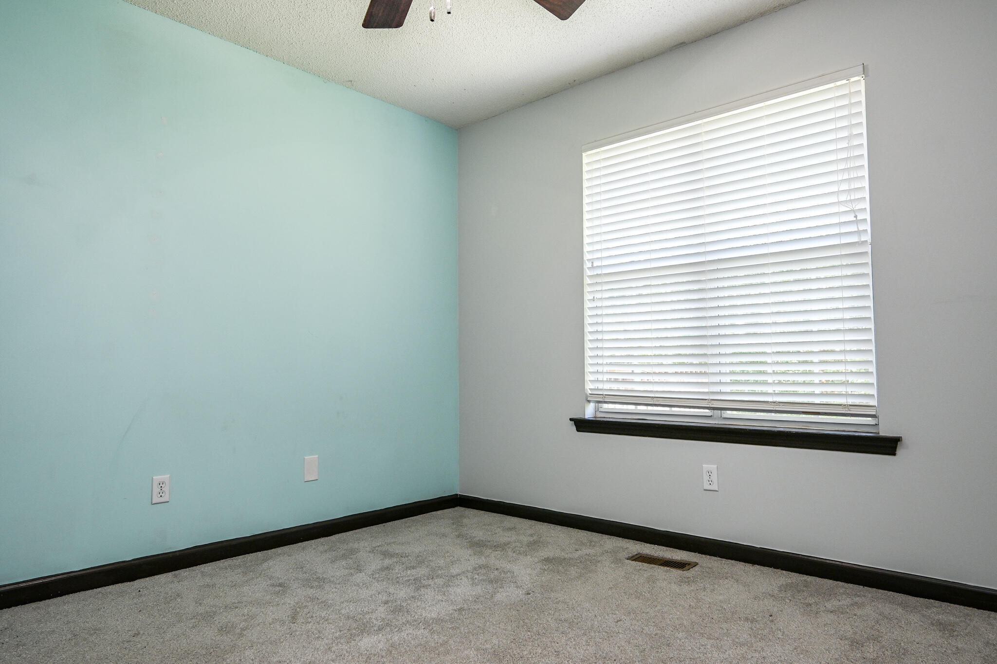 5950 Chandler Hill Road