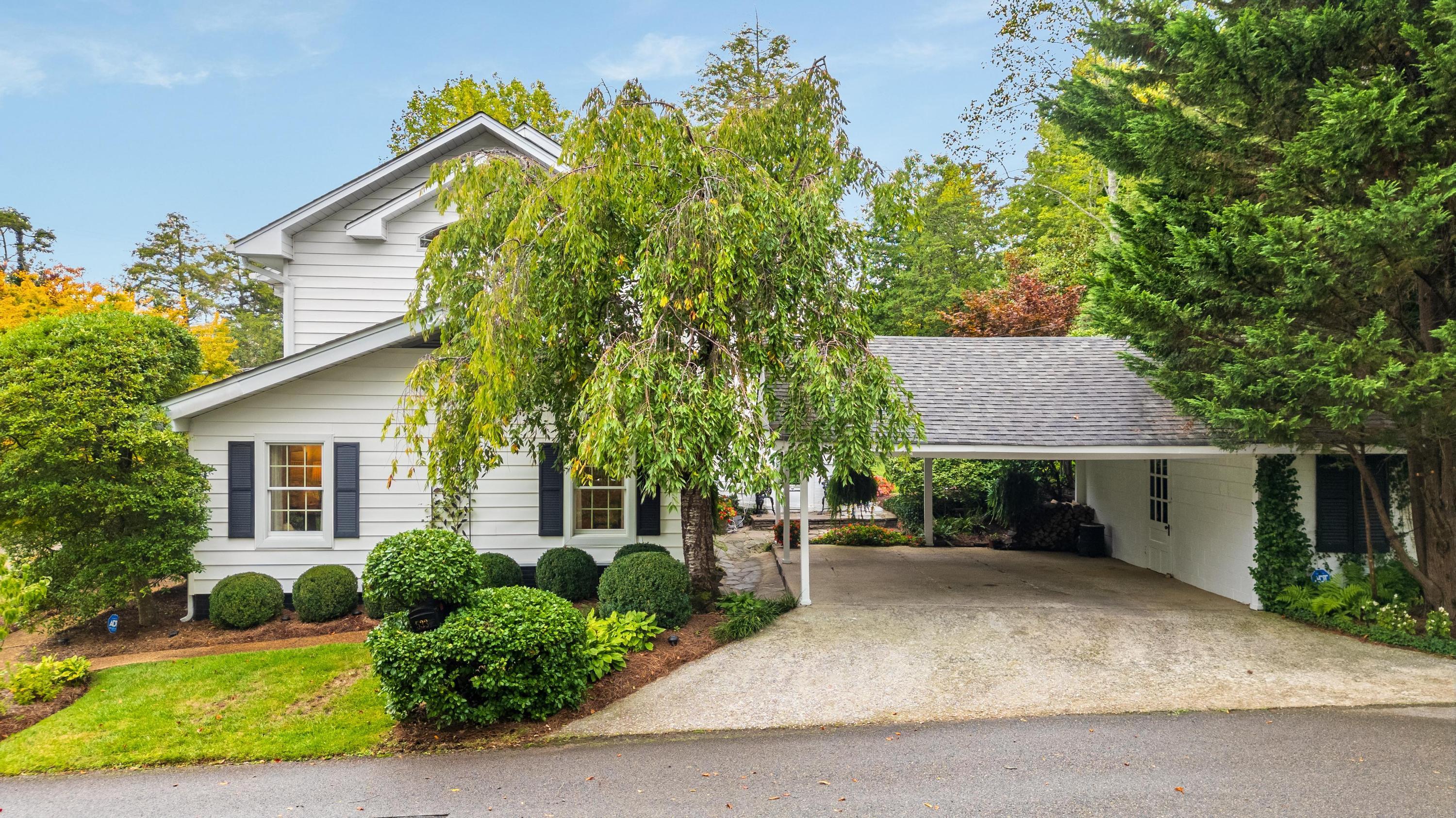 533 W Brow Road