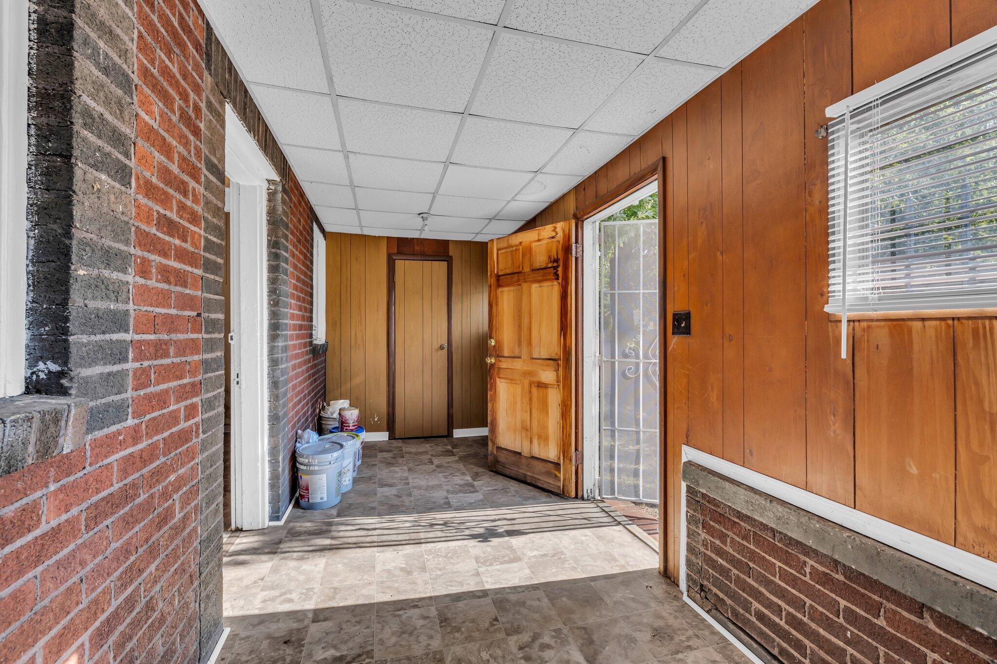 3828 Highland Avenue