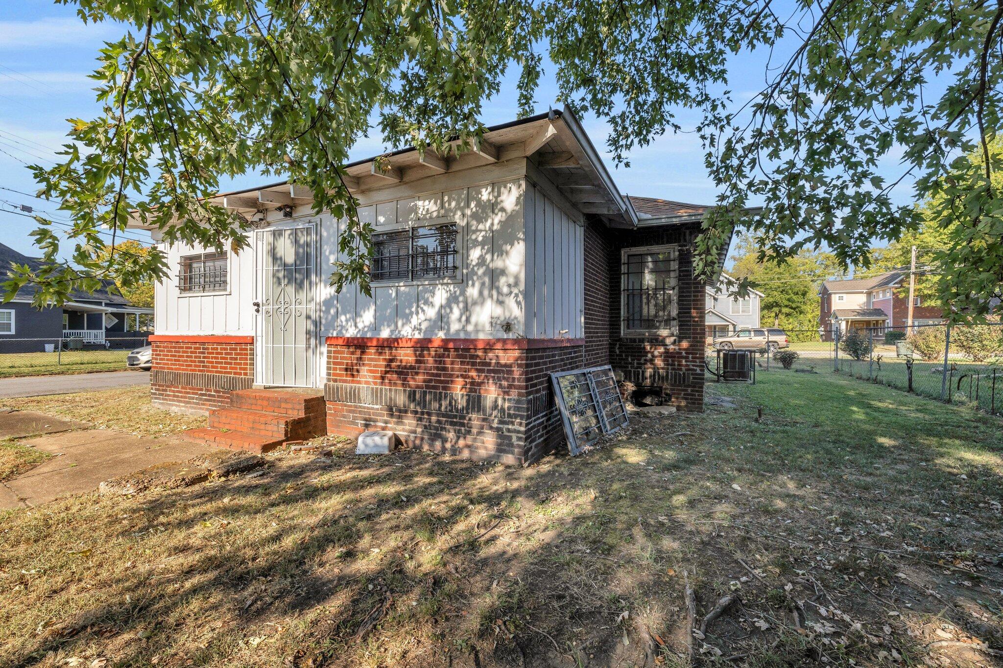 3828 Highland Avenue