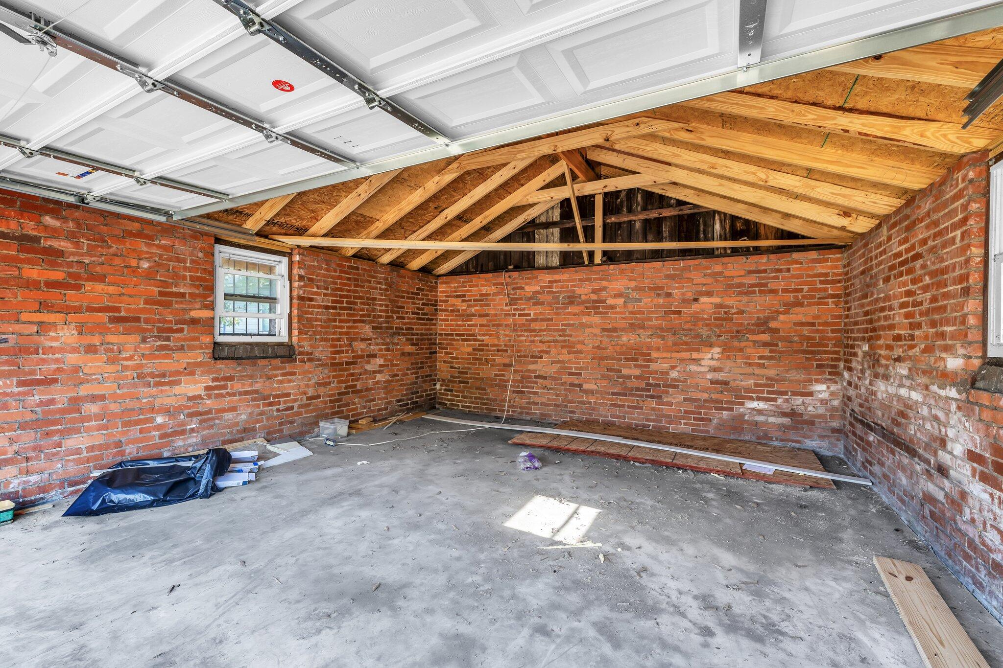 3828 Highland Avenue
