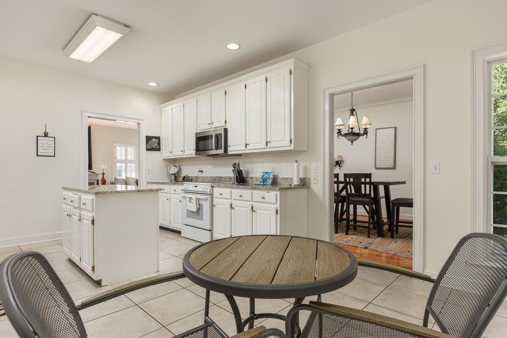 318 Golf View Drive