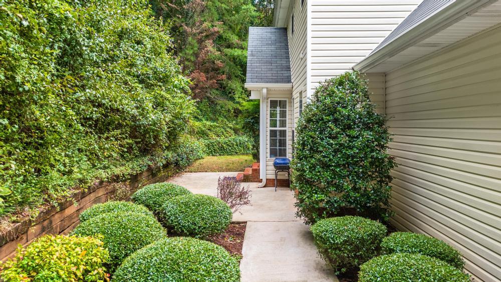 318 Golf View Drive