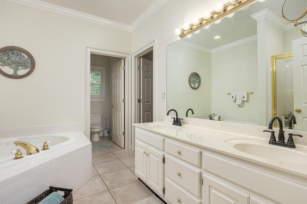 318 Golf View Drive