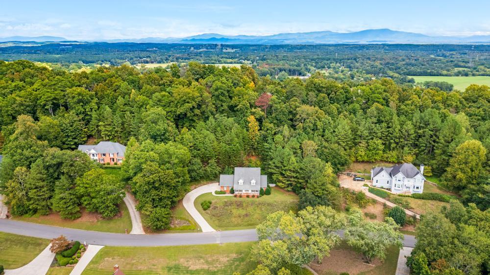 318 Golf View Drive