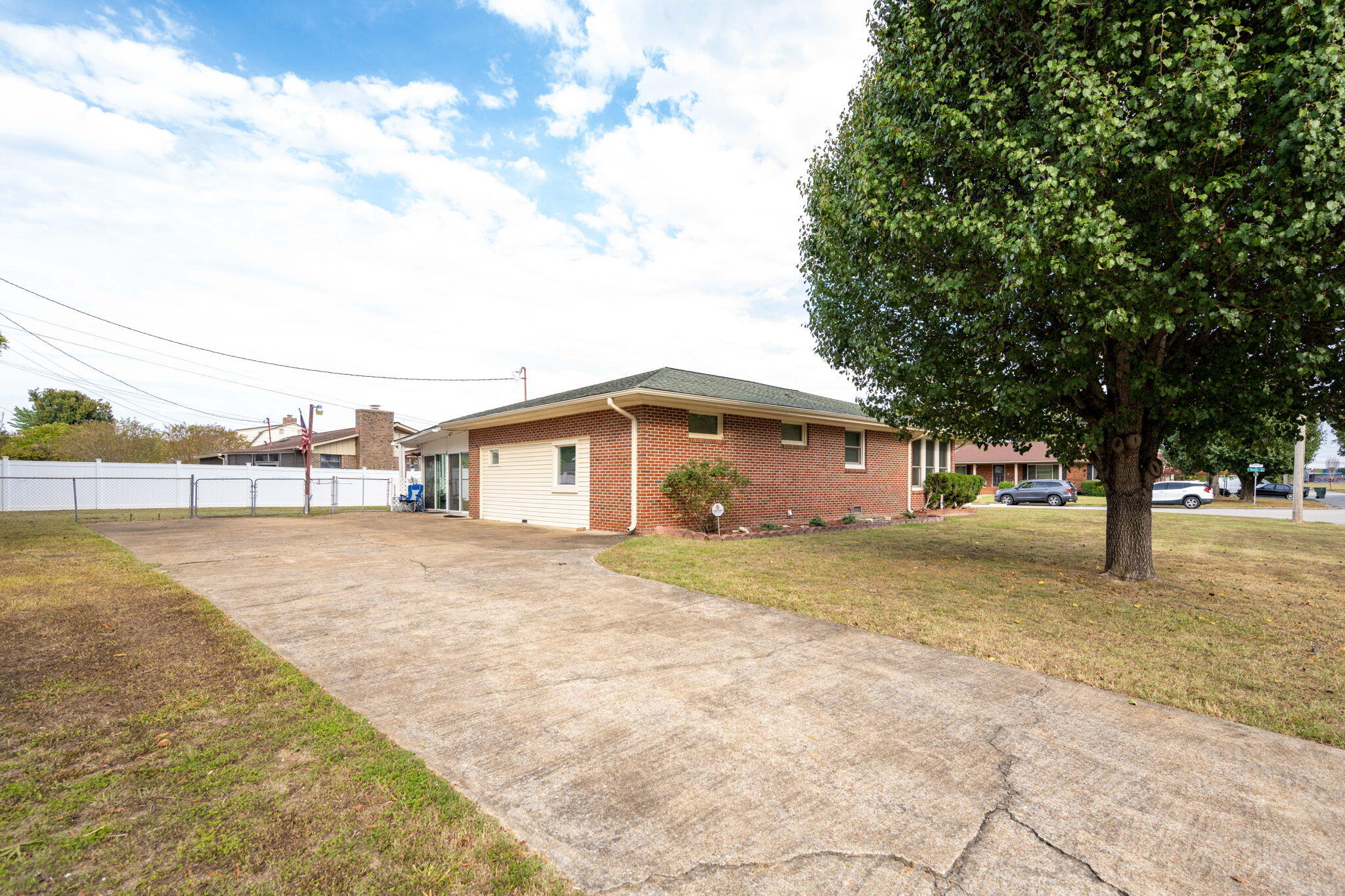 1101 Vannoy Drive