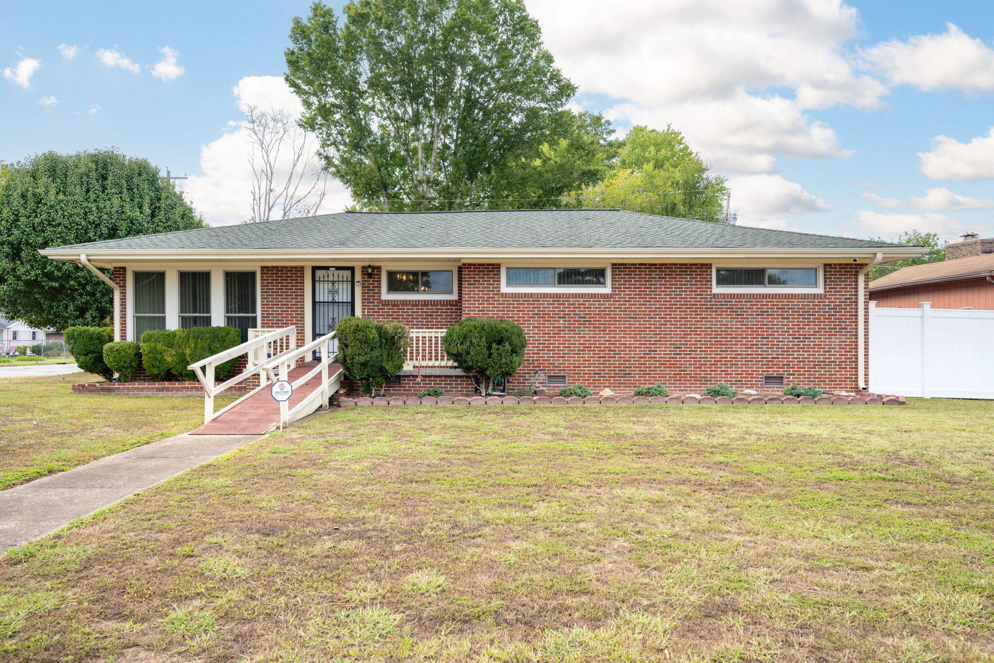 1101 Vannoy Drive