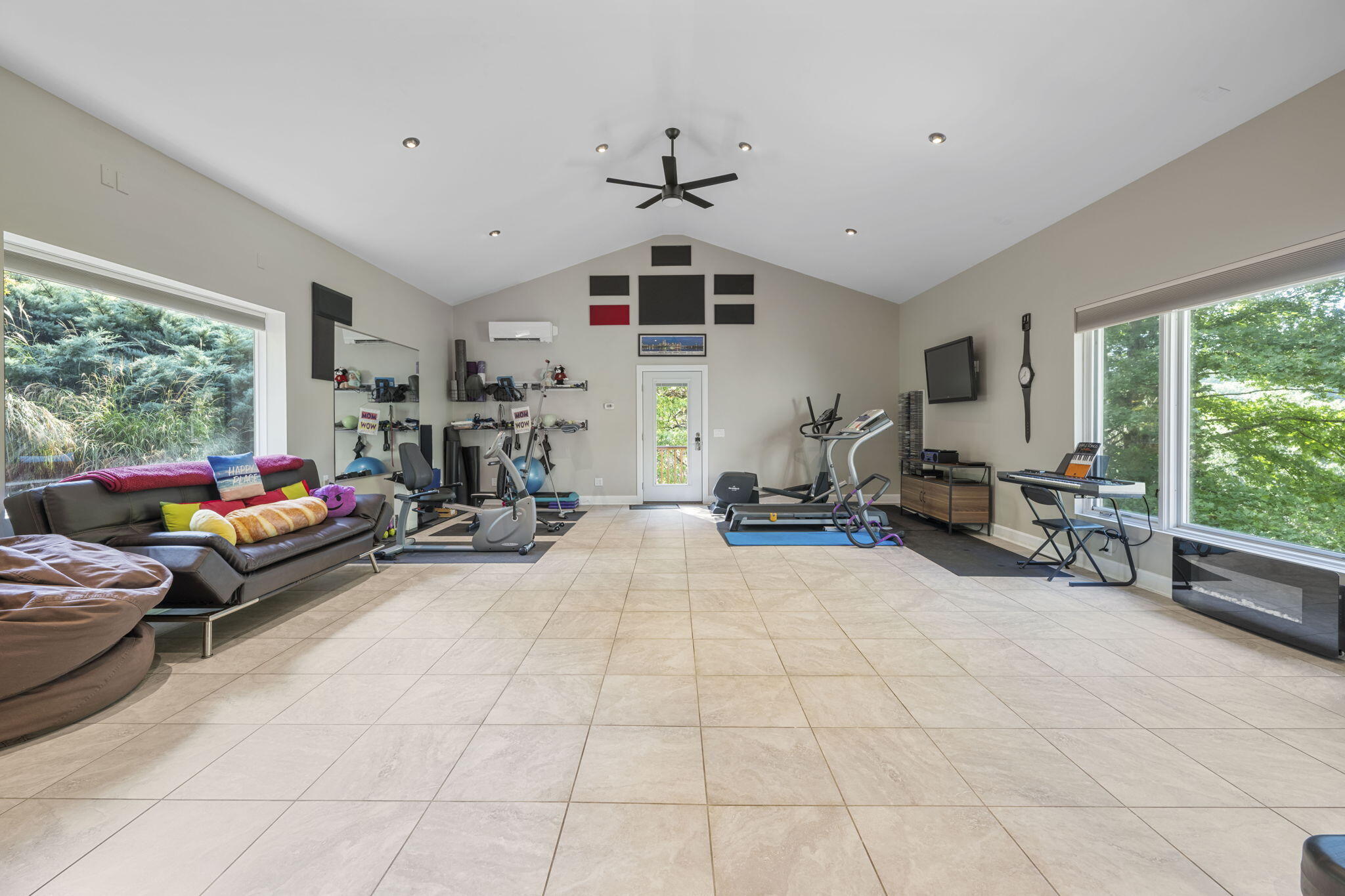 2106 Wisteria Drive