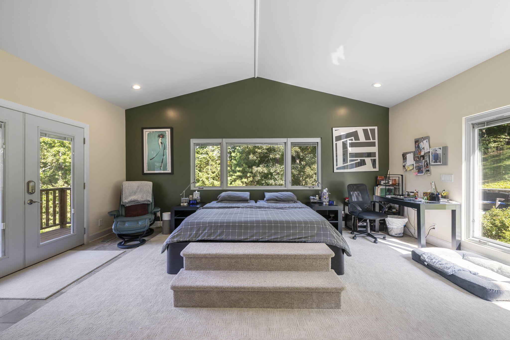 2106 Wisteria Drive