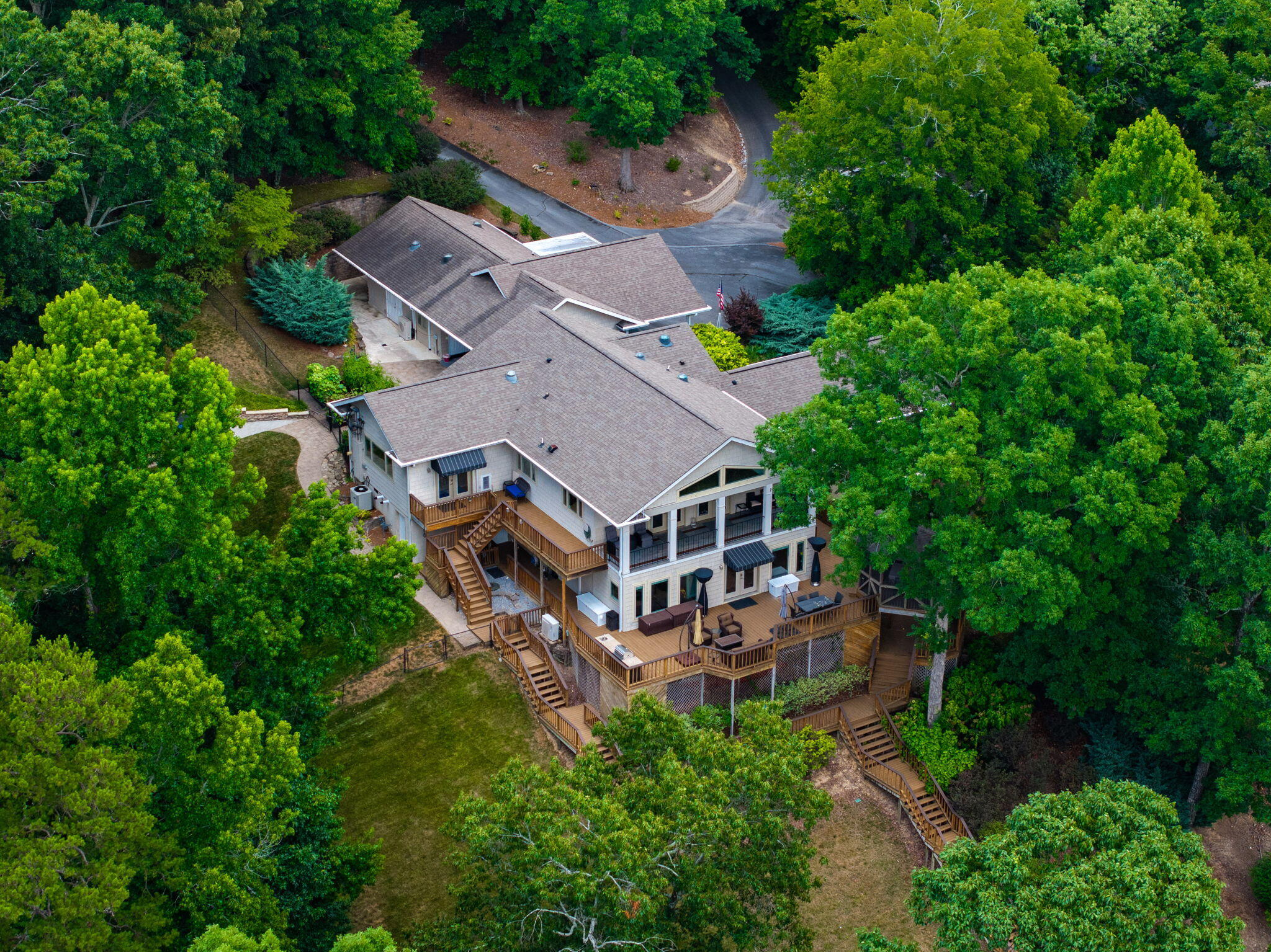 2106 Wisteria Drive