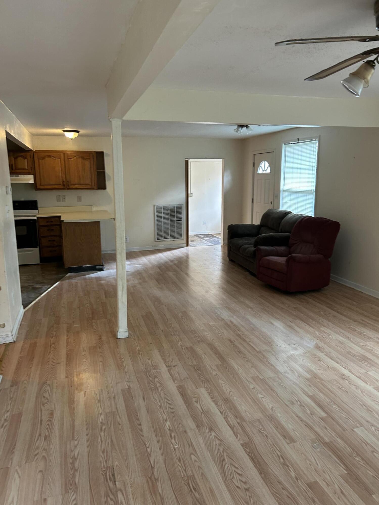 556 W Garden Farm Road