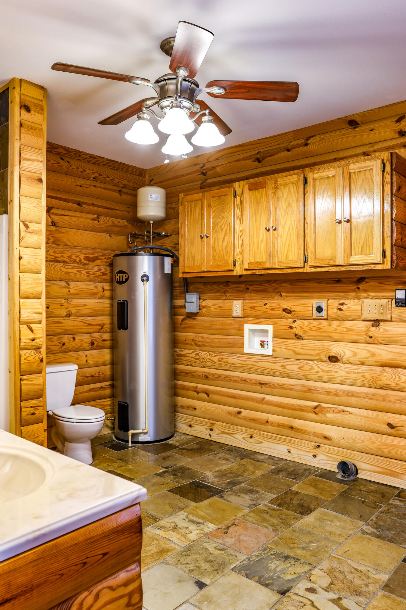 2318 Mowbray Pike