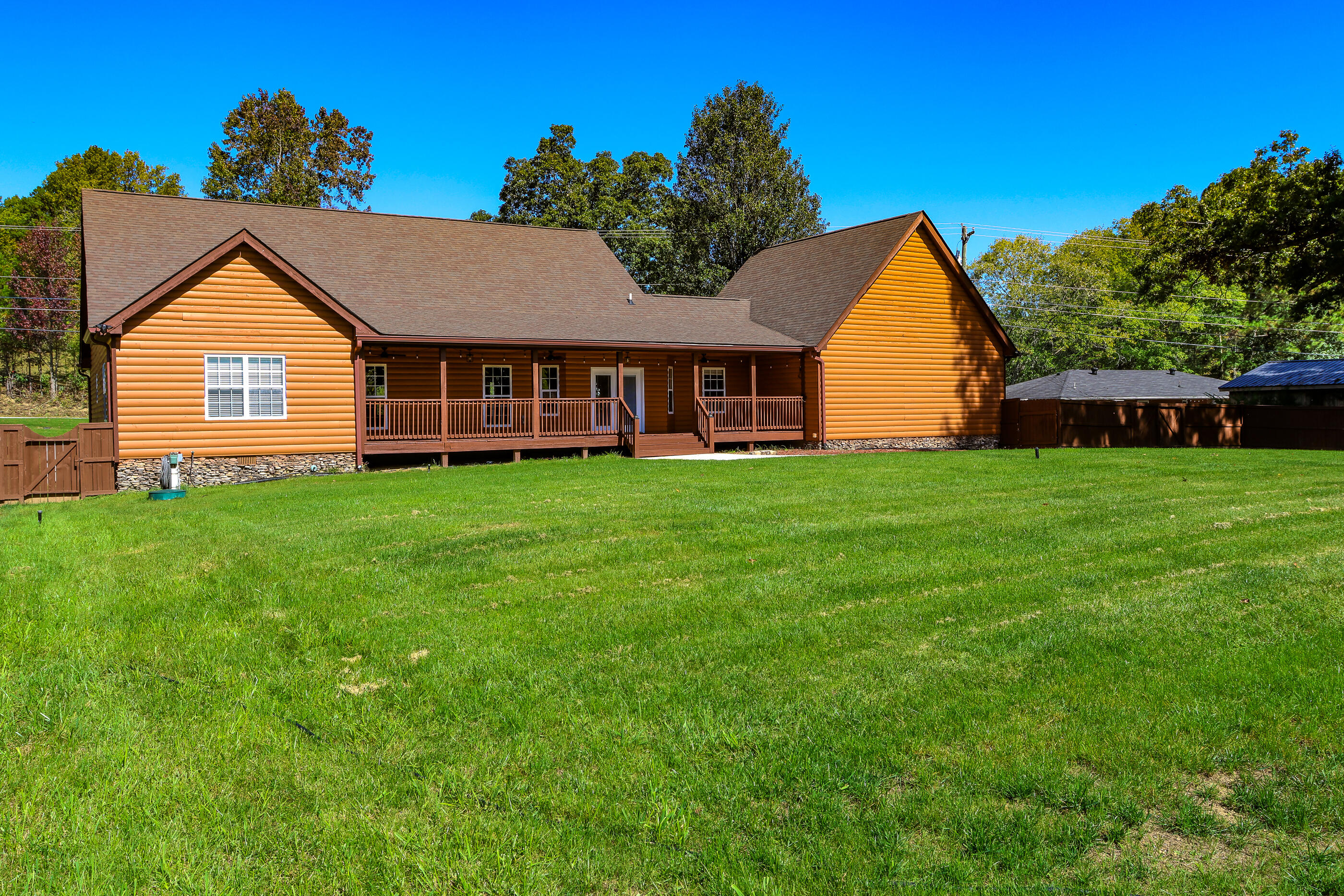 2318 Mowbray Pike