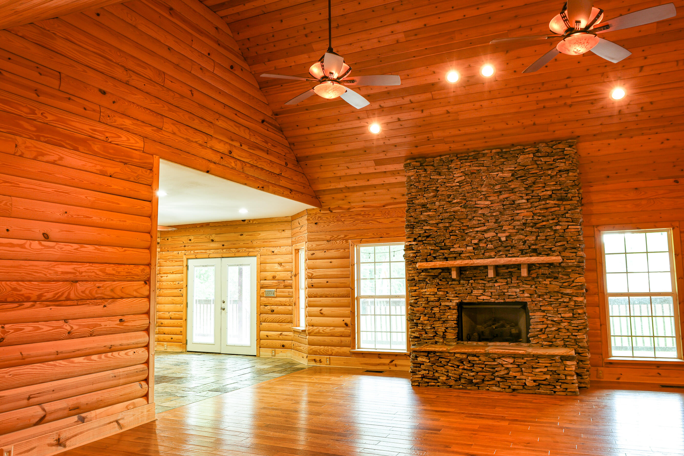 2318 Mowbray Pike