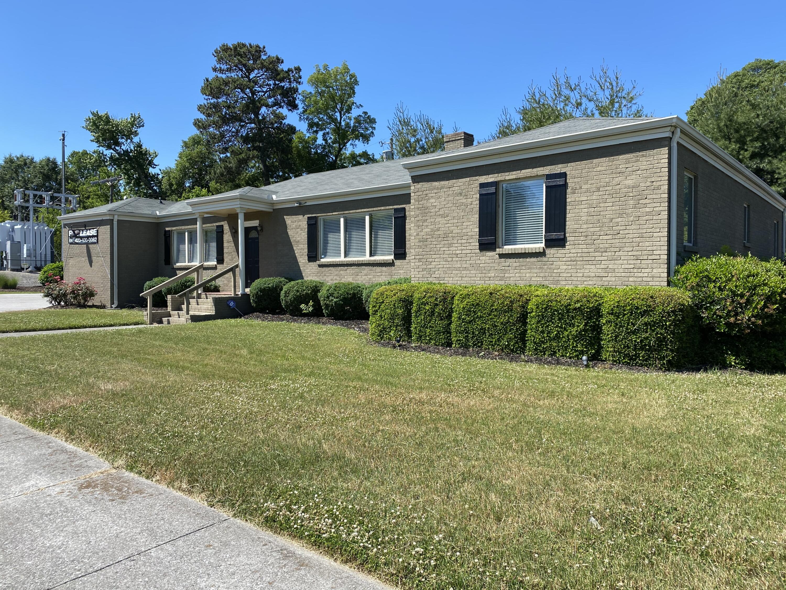 4115 North Terrace