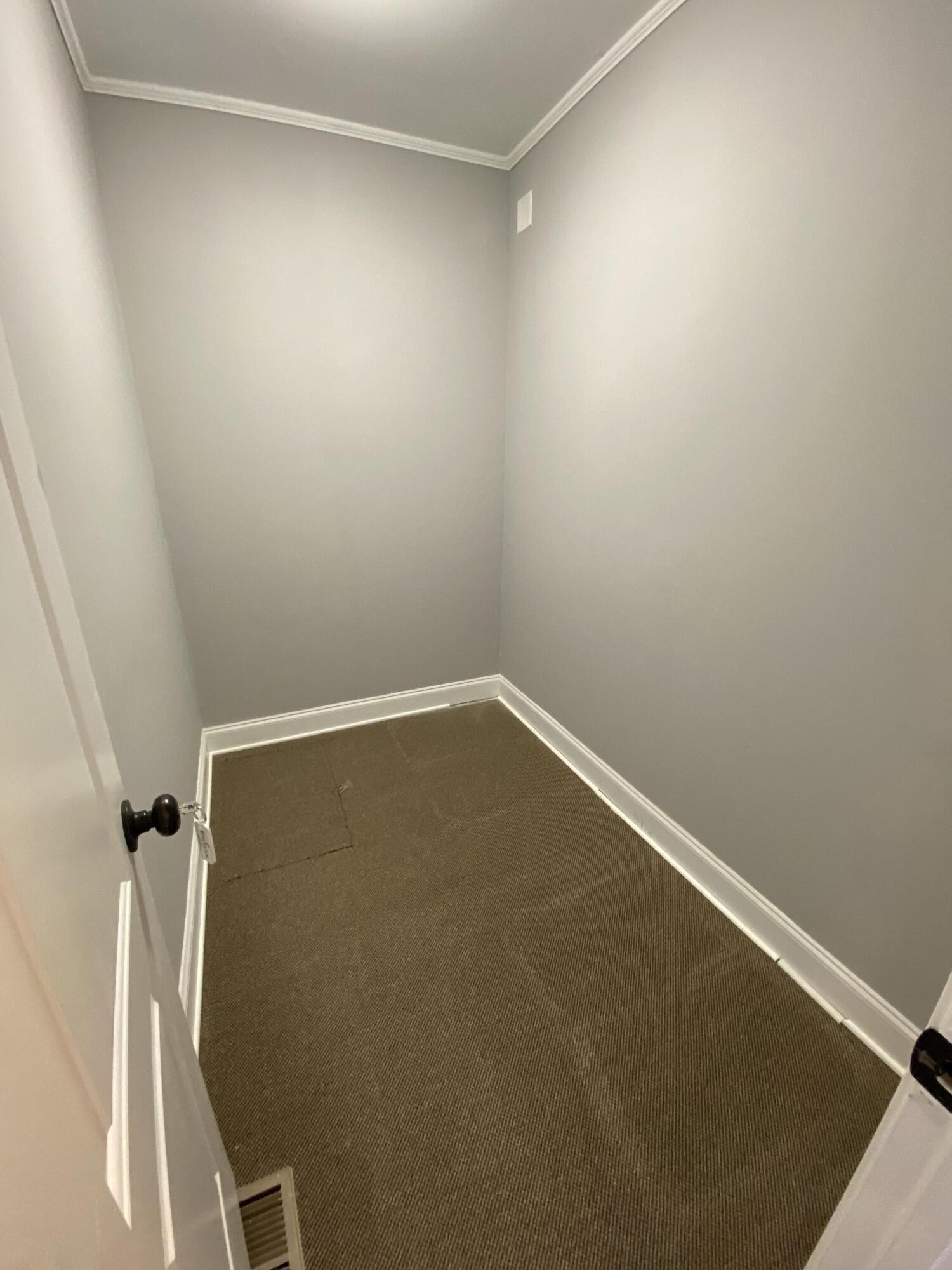 4115 North Terrace