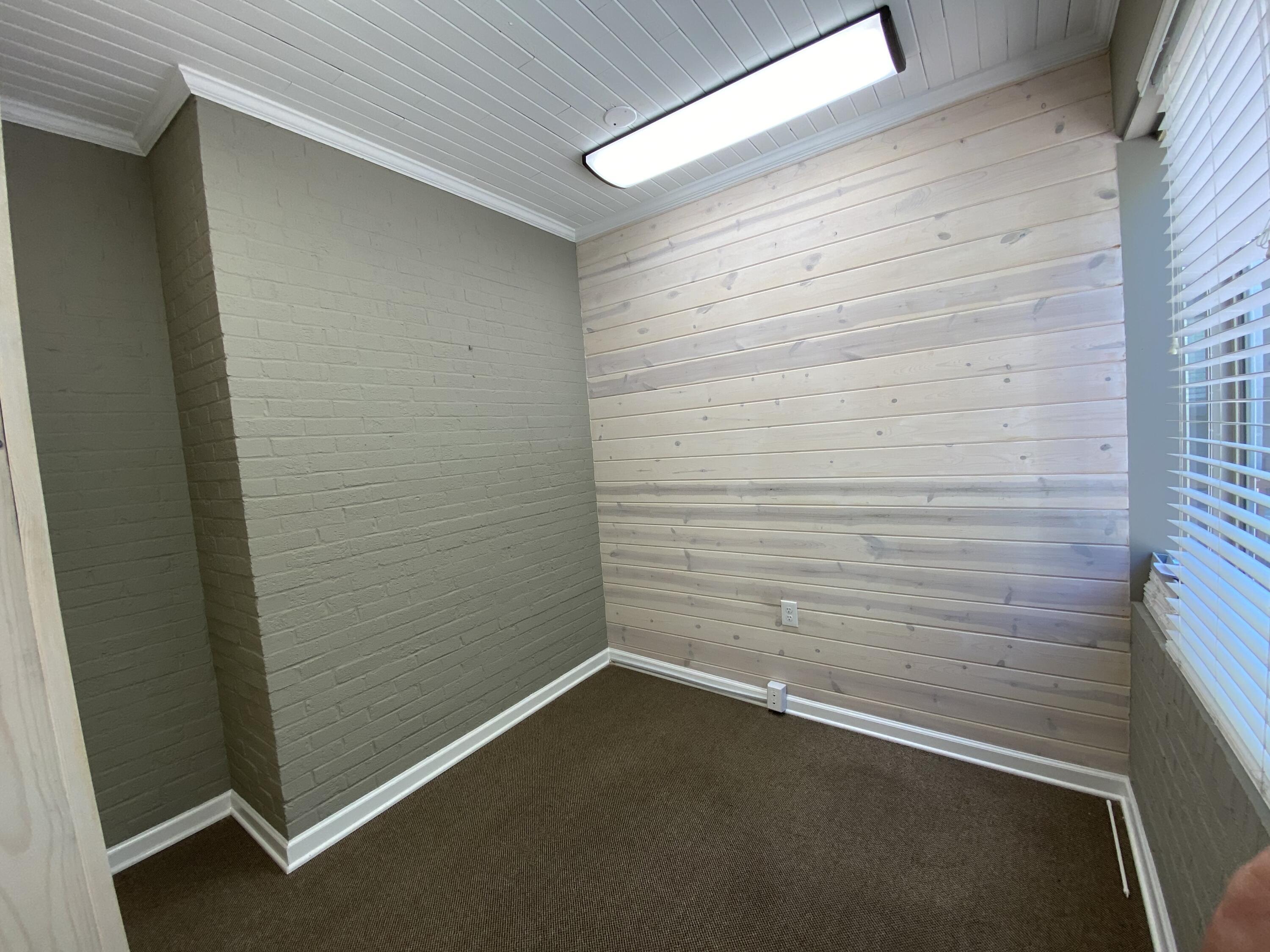 4115 North Terrace