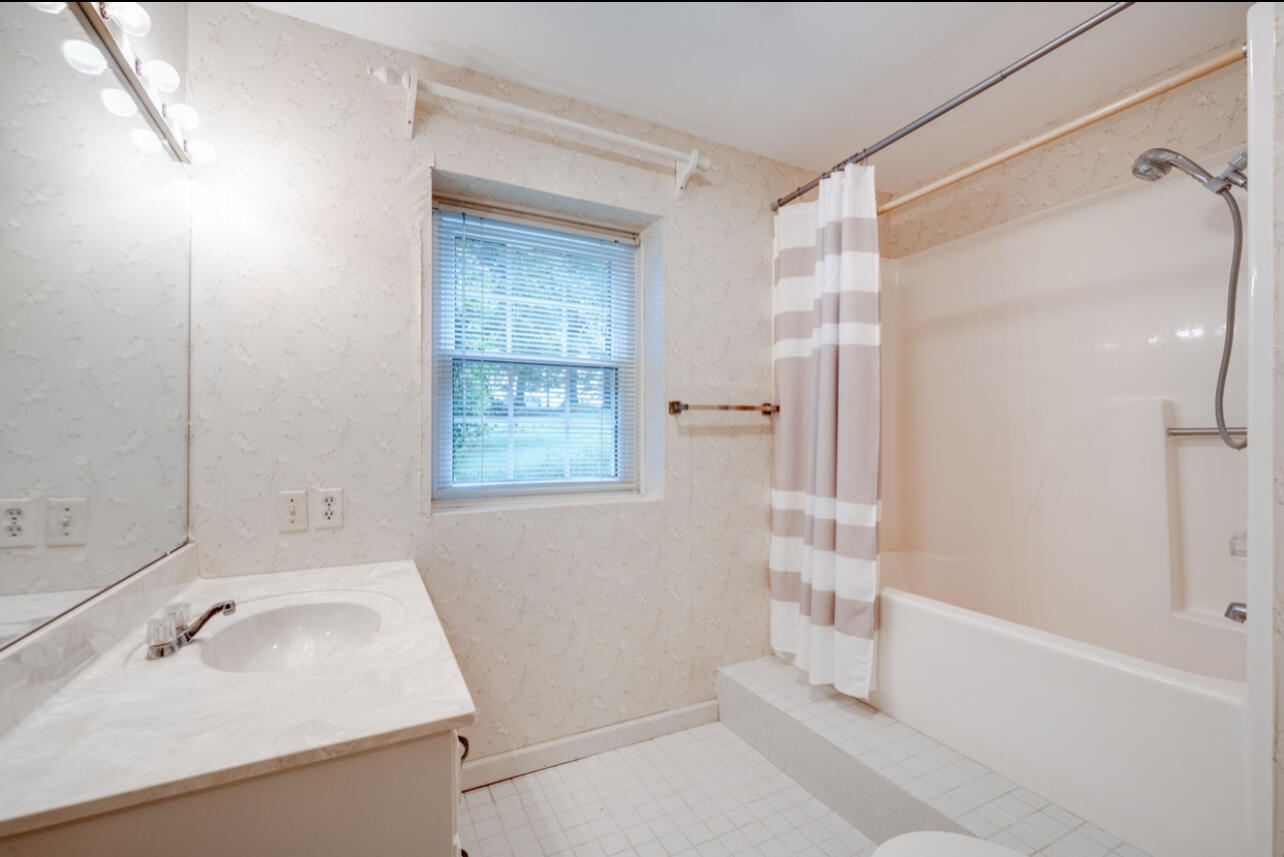 350 Mcclanahan Road SE
