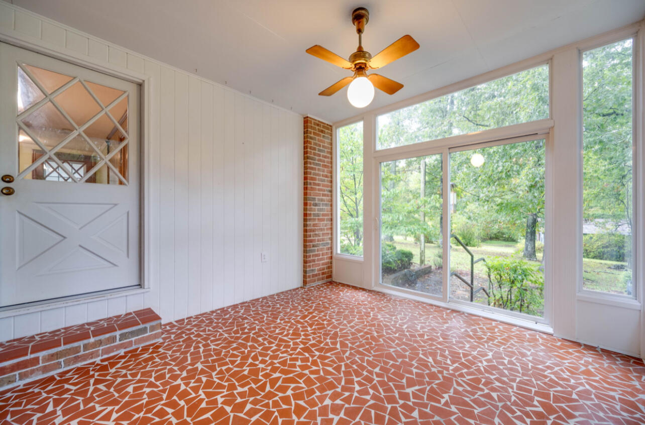 350 Mcclanahan Road SE