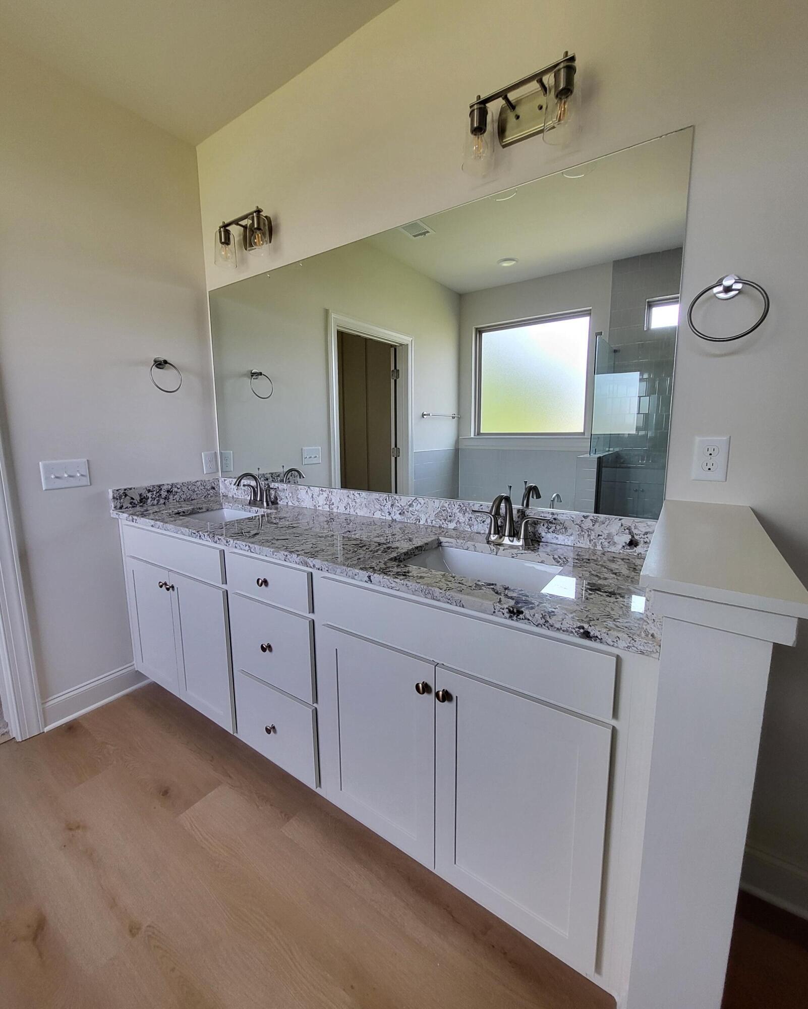 7192 Mercedes Lane, 1532