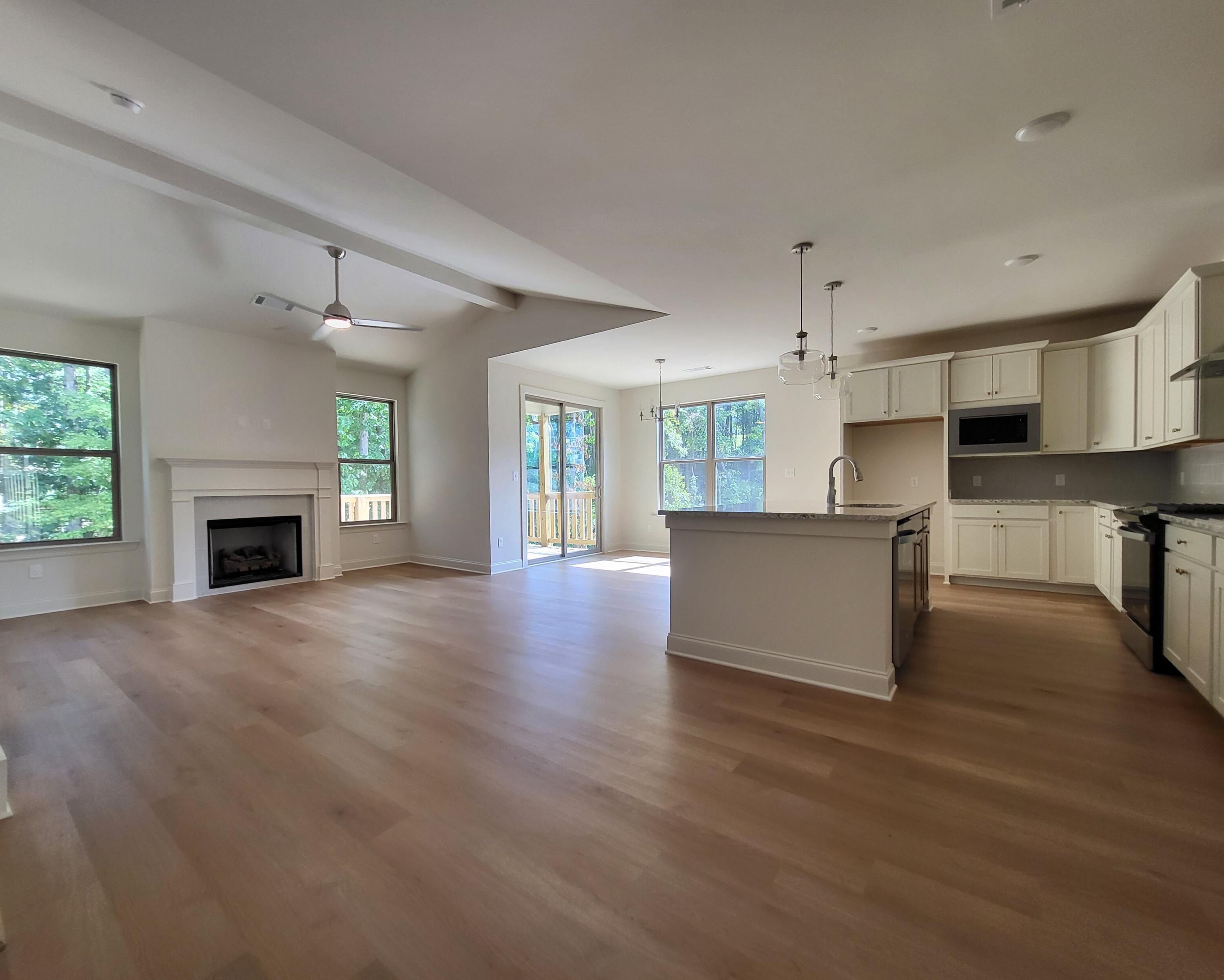 7192 Mercedes Lane, 1532